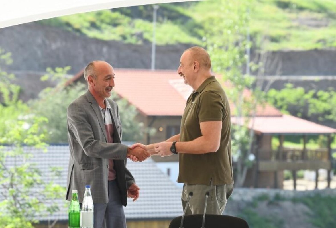 Laçına qayıdış... 