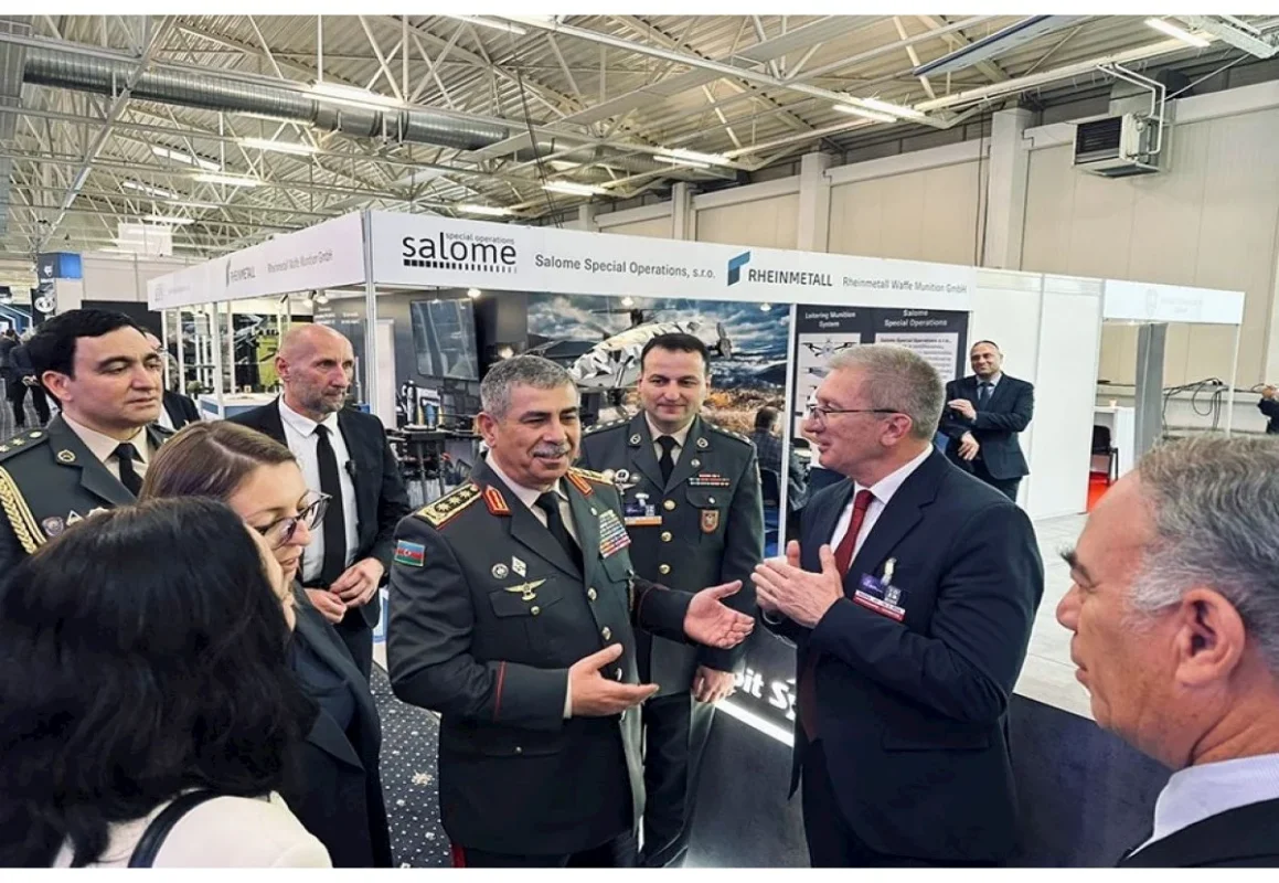 Zakir Həsənov Slovakiyada "IDEB 2026" sərgisində iştirak edib 