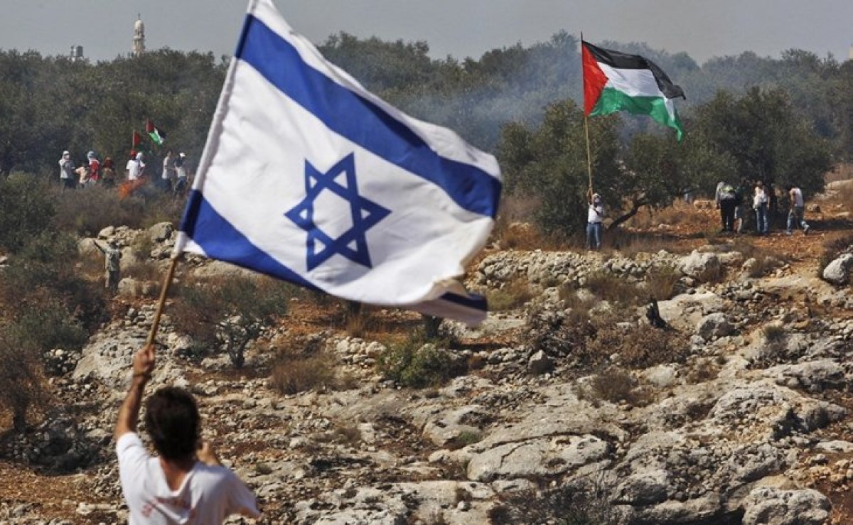 Qərb Şəriyəsində ümumi tətil gündəlik həyatı iflic edib