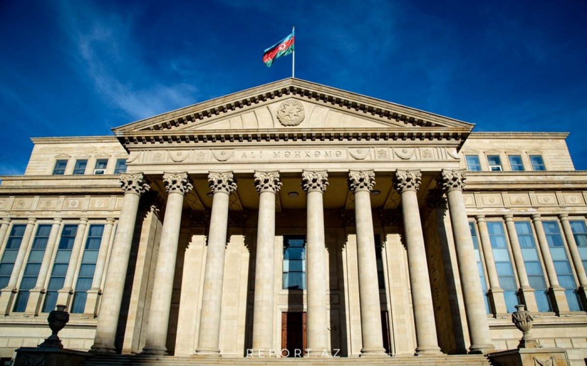 Ali Məhkəmə daha bir mübahisəli iş üzrə vahid qərar qəbul edib