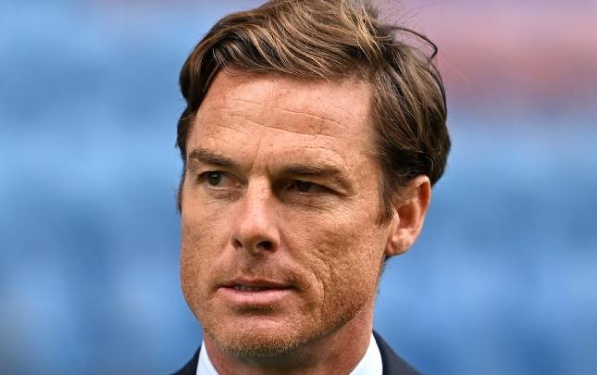 Futbol klubu baş məşqçi ilə müqaviləsini ləğv edib