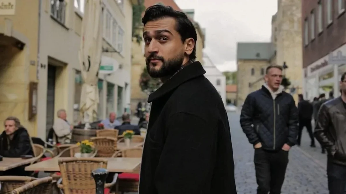 Müğənni Coni konsertlərini təxirə salıb