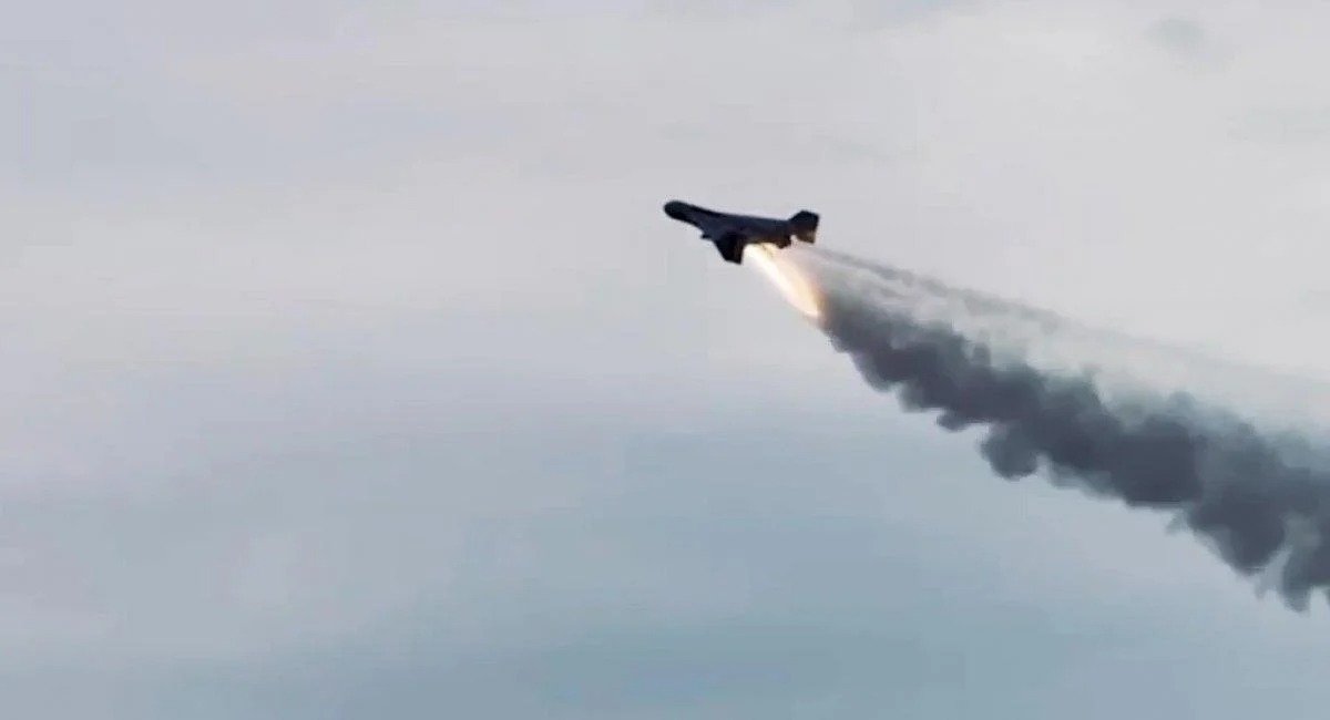 Ukrayna süni intellektlə təchiz olunmuş dronu işə salır