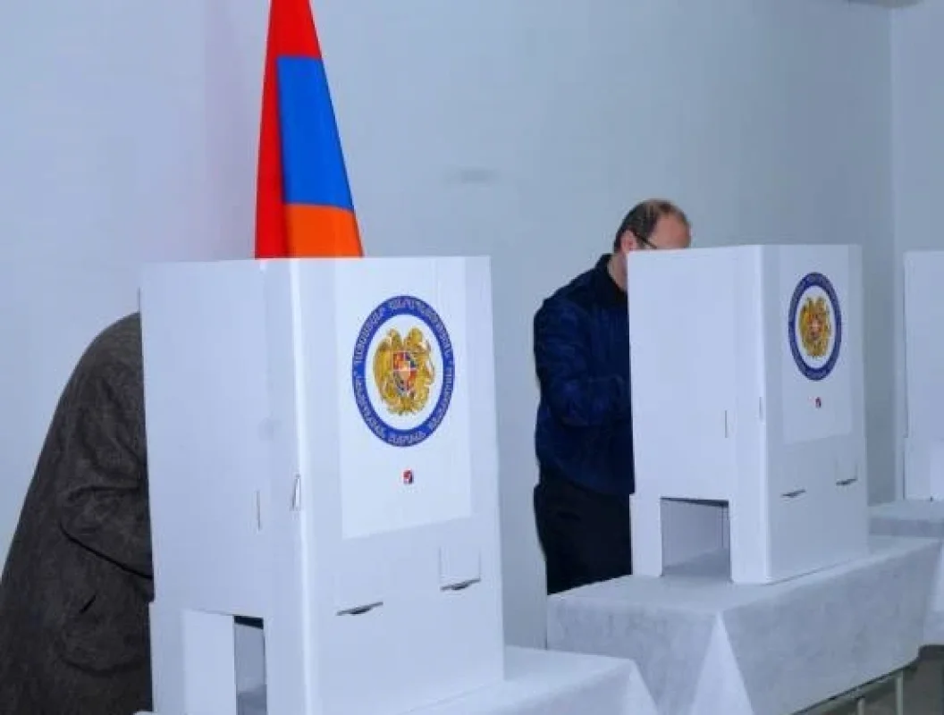 Ermənistanda səsvermə başa çatıb (Yenilənir)