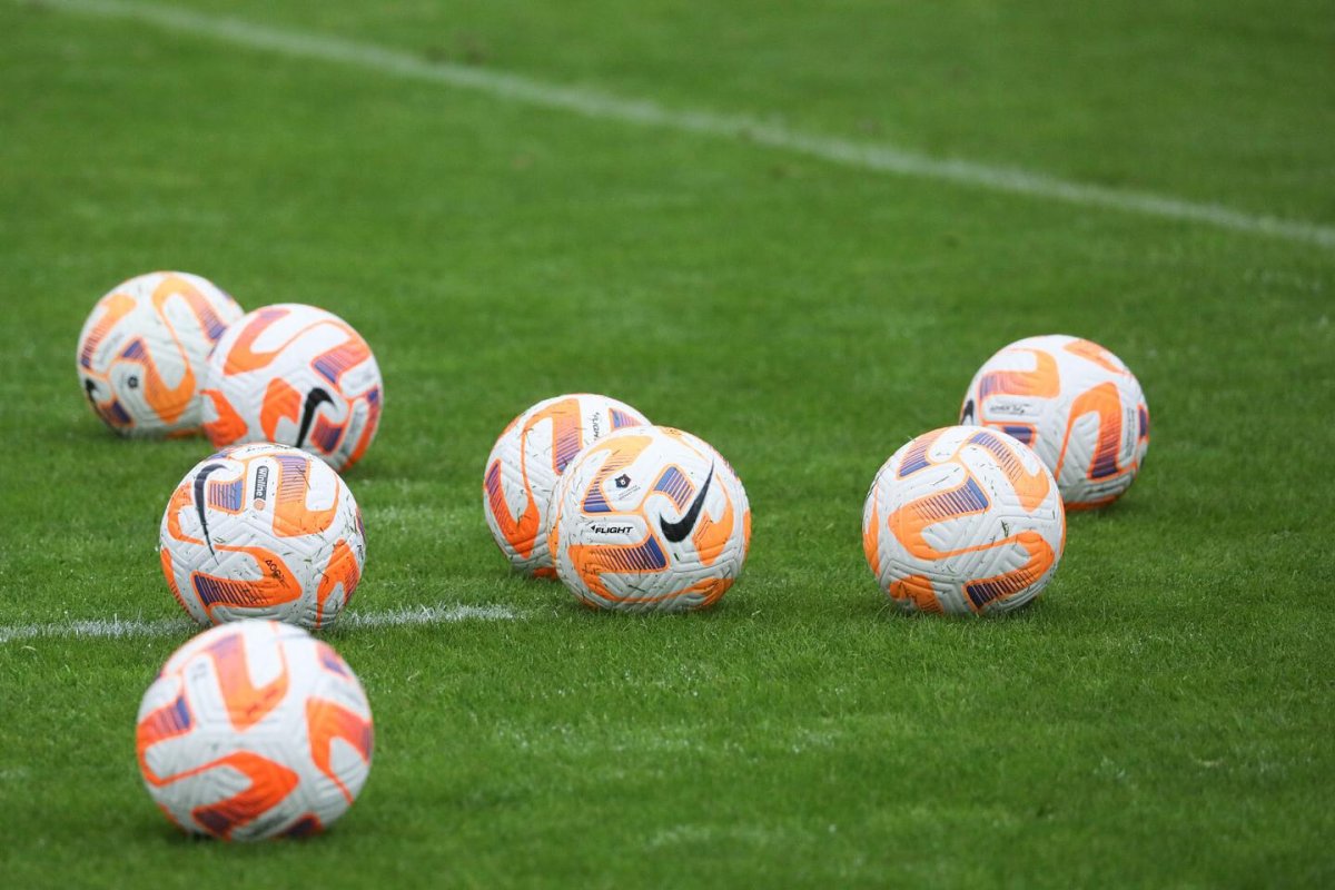 Hansı məşhur futbolçular sonradan prezident, mer və deputat seçiliblər?