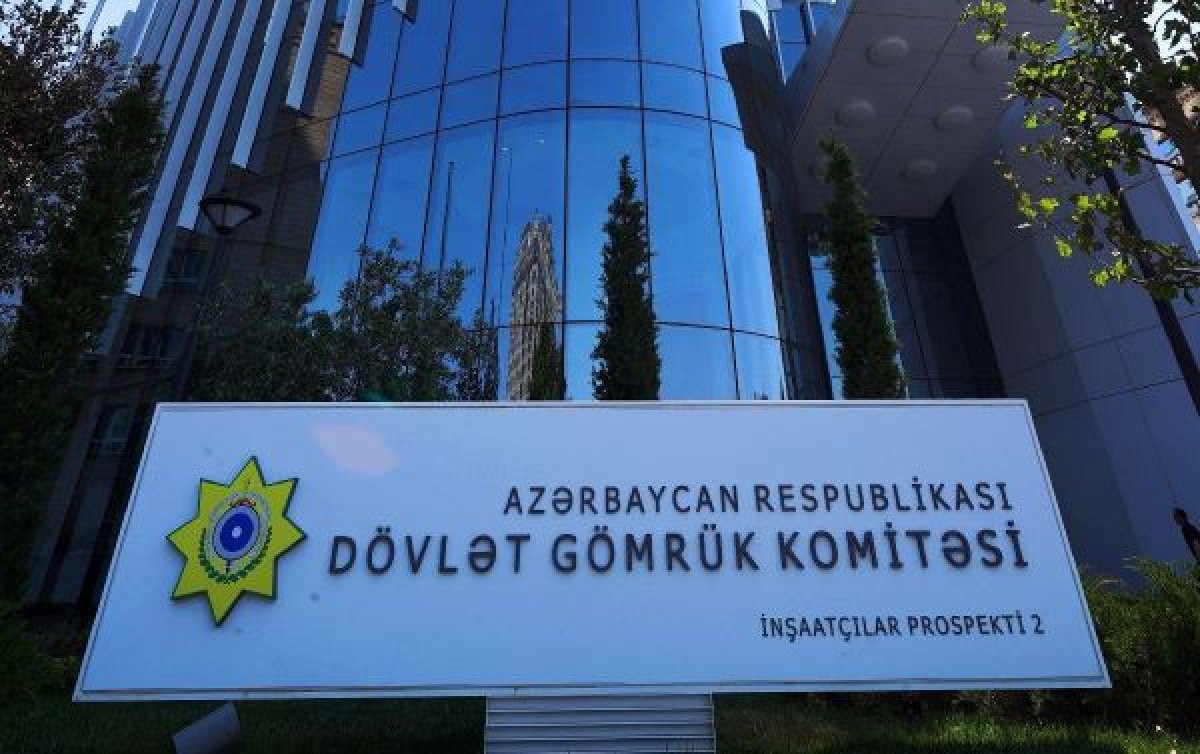 Baş Gömrük İdarəsində əməliyyat: saxlanılanlar var
