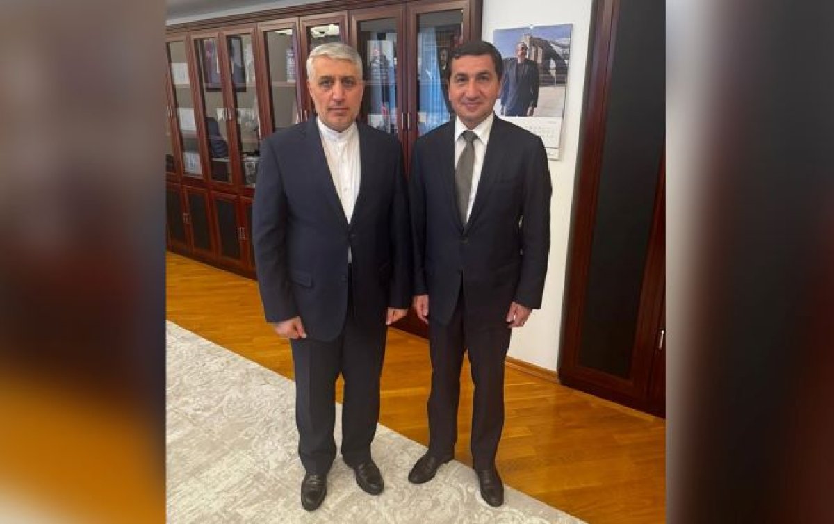 Hikmət Hacıyev İran səfiri ilə görüşüb