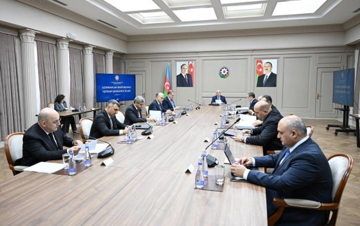  İqtisadi Şuranın növbəti iclası keçirilib
