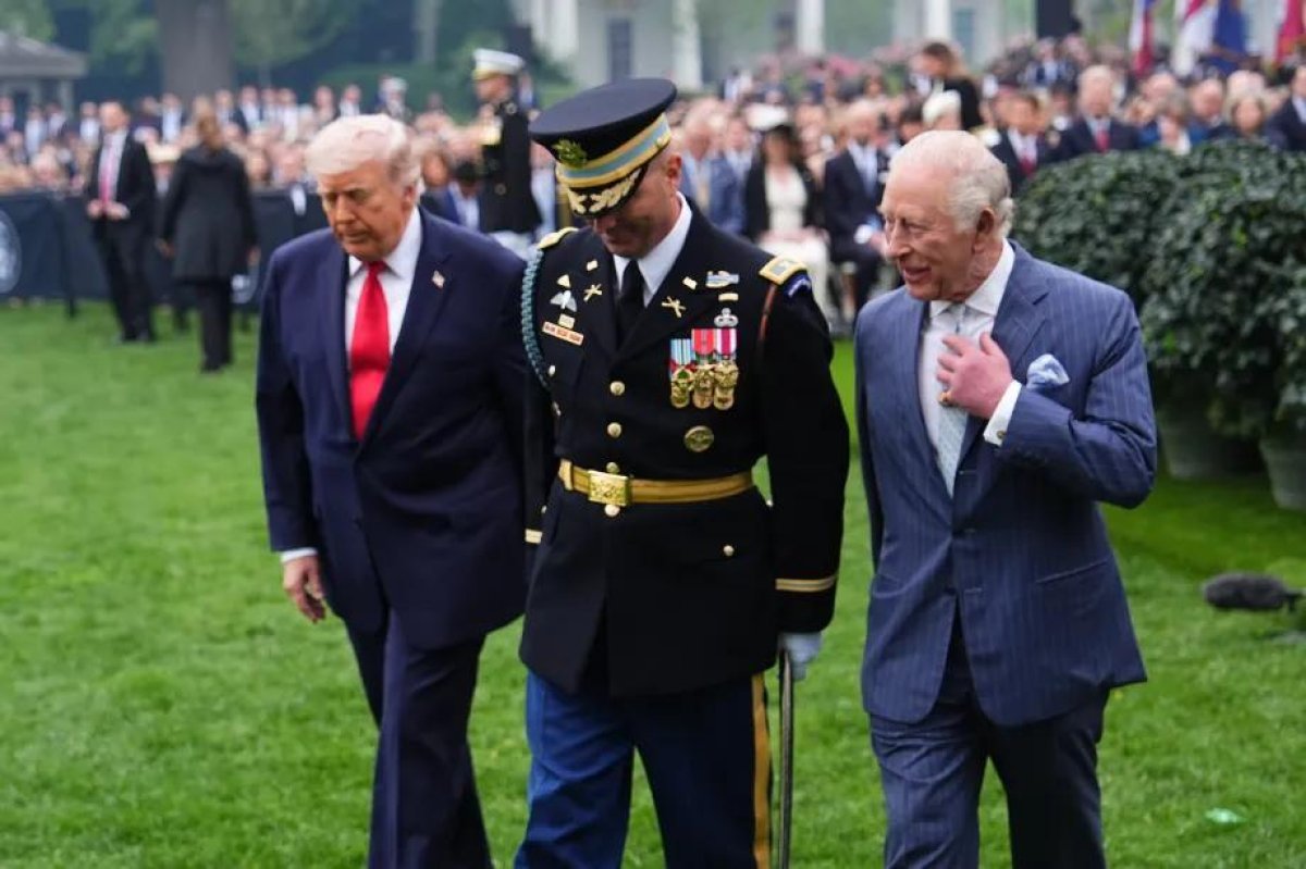 Kral III Çarlz Donlad Trampın siyasətinə qarşıdır