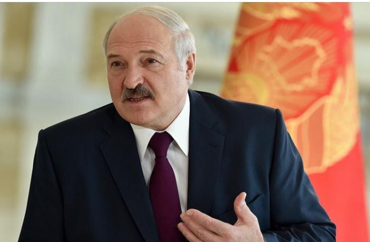Lukaşenko Zelenski ilə görüşməyə hazırdır