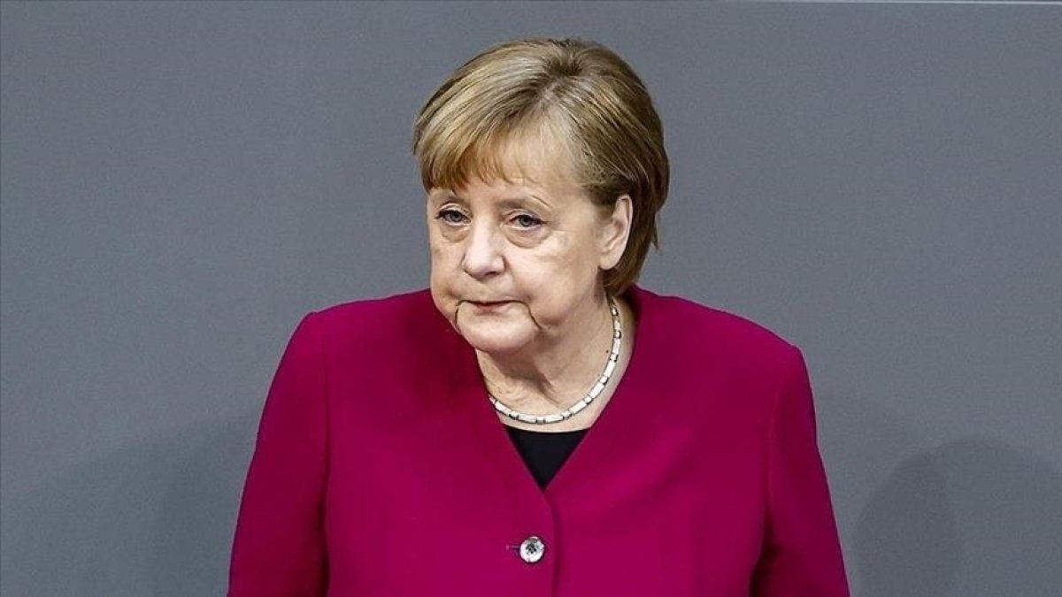 Merkel: NATO-dan çıxmaq Vaşinqtonun maraqlarına uyğun deyil