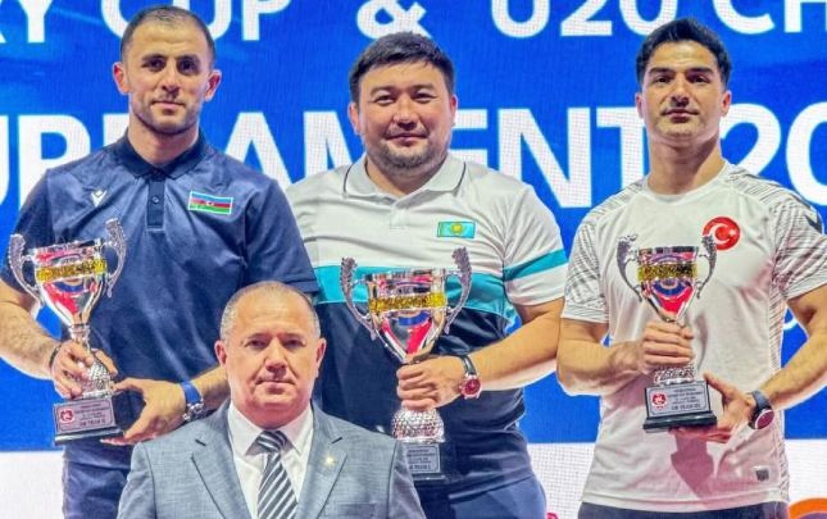 Milli komandalarımız “Zəfər Kuboku”nda ikinci olub