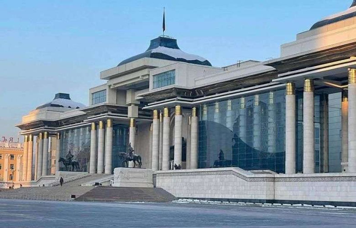  Bahalı istiqrazlar satışa çıxarılıb 