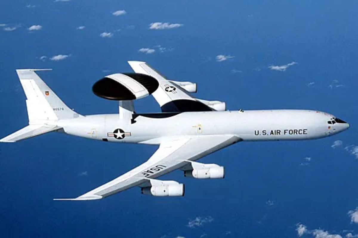 NATO-nun kəşfiyyat təyyarəsi Ukrayna üzərində uçub