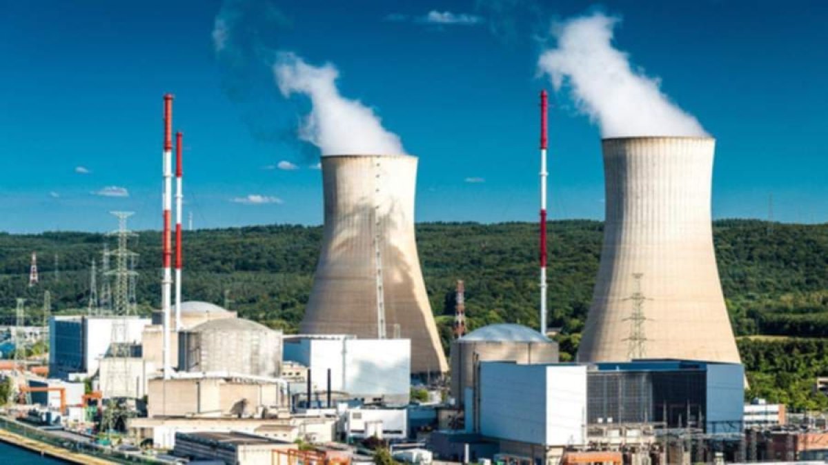 Böyük güclər arasında daha bir sahədə rəqabət qızışır