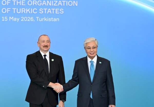 İlham Əliyev TDT dövlət başçılarının Zirvə görüşündə iştirak edir