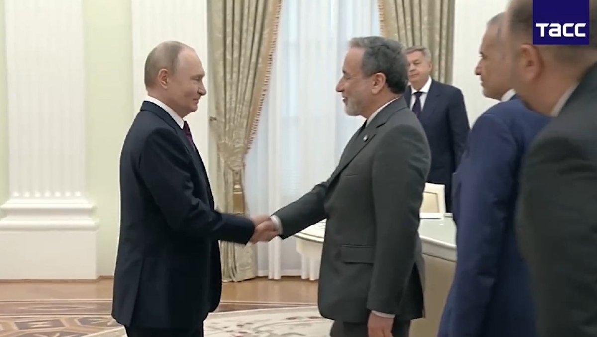 Putin İranın yüksək vəzifəli diplomatı ilə görüşəcək 