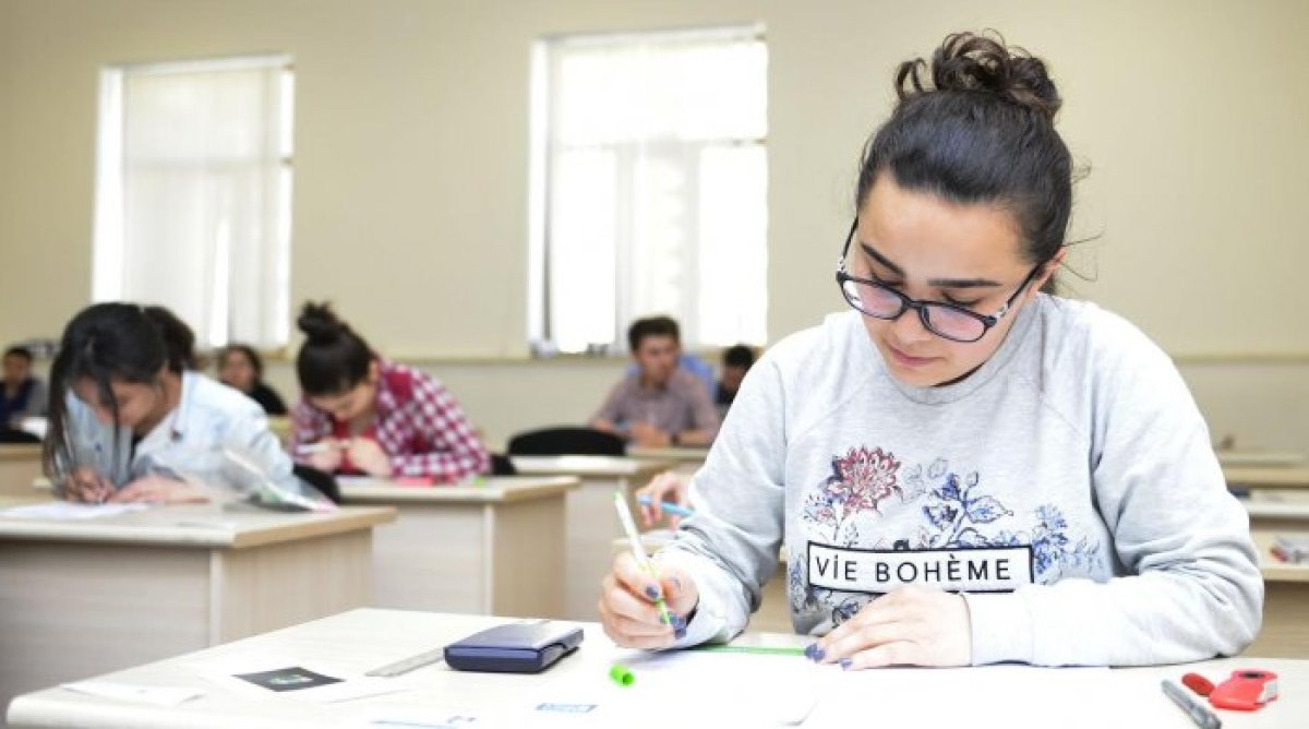 Lisey və gimnaziyalara qəbul başlayır