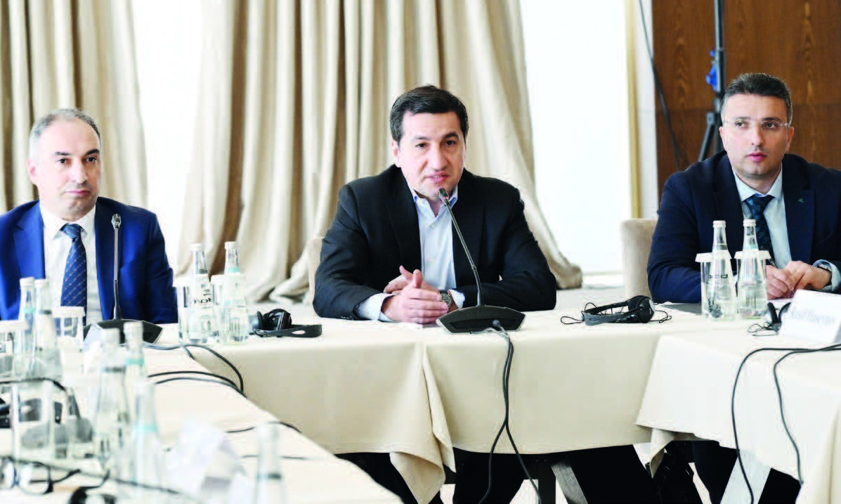 Etimad körpüsündə yeni addımlar