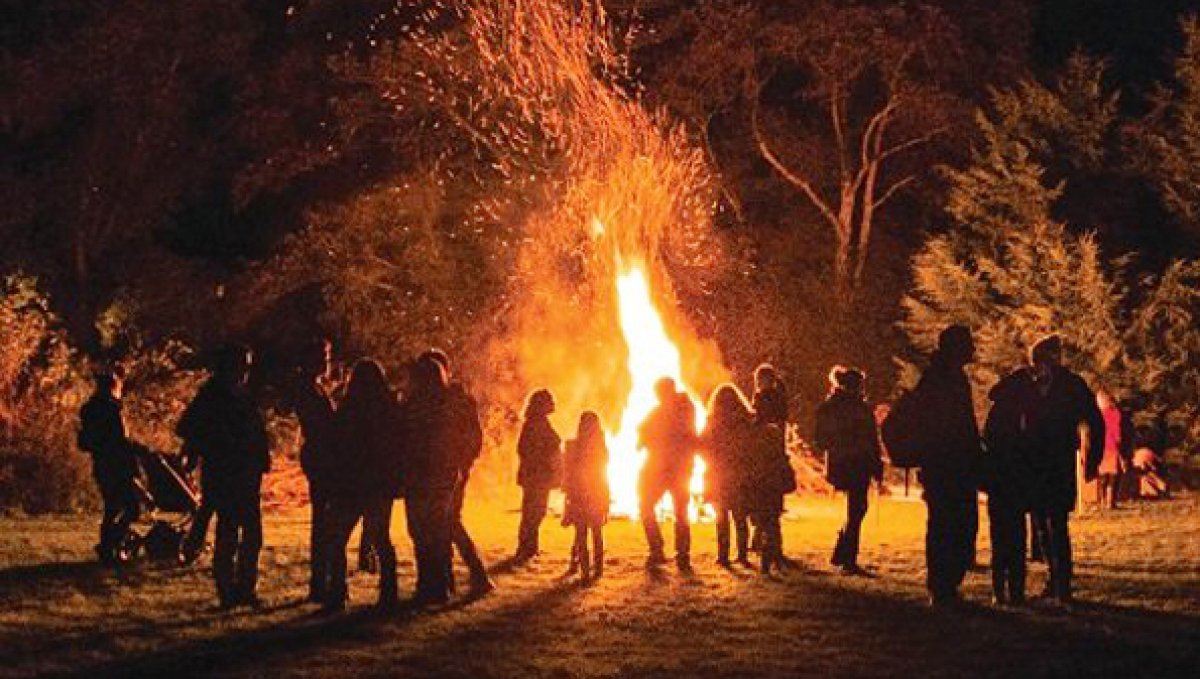 Novruz tonqalında partlayış baş verib, 8-i uşaq olmaqla, 10 nəfər xəsarət alıb