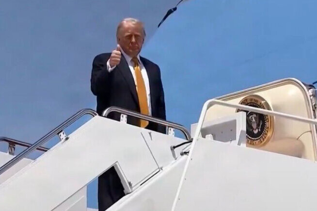 Donald Tramp Çinə yola düşüb 