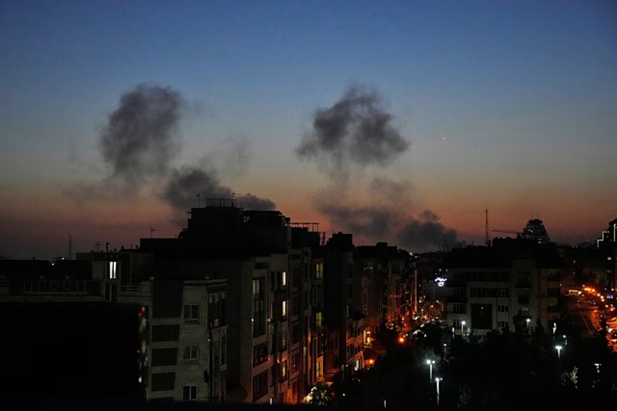Tehran, İsfahan və Təbriz bombalanıb