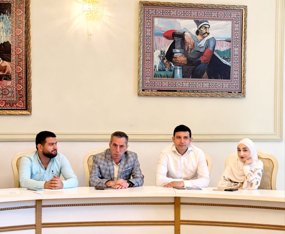 "Ulduzlu görüşlər"in növbəti qonağı Məhəmməd Turan olub 