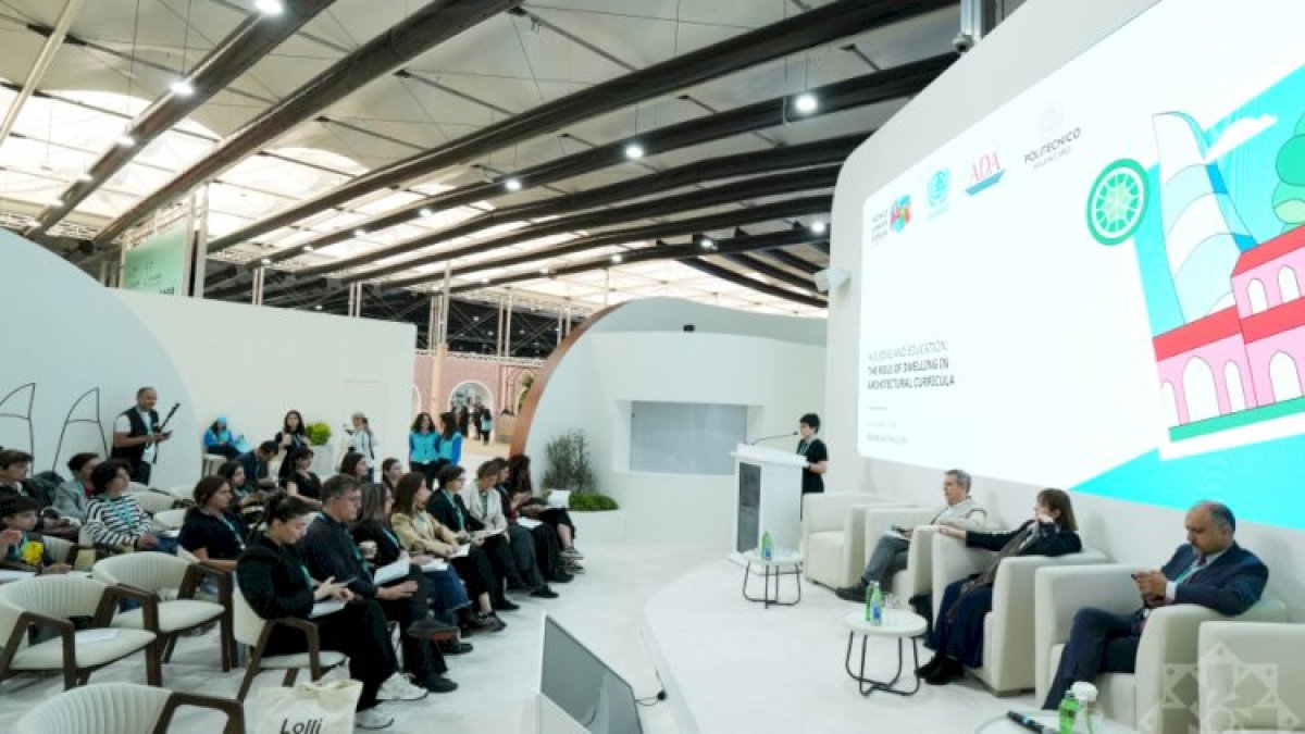 WUF13: daha bir sessiya keçirilib
