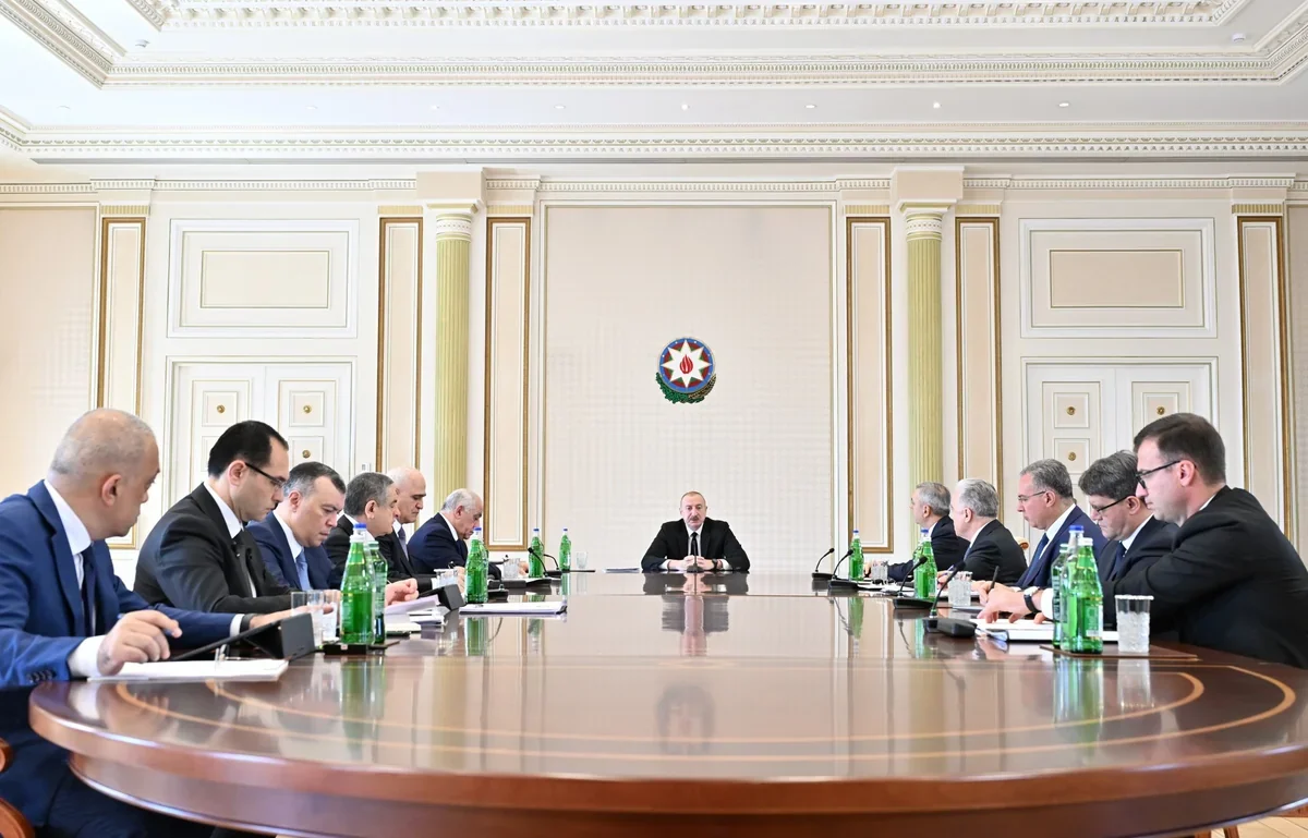 Prezident İlham Əliyev müşavirə keçirib, yeni tapşırıqlar verib (Yenilənib)