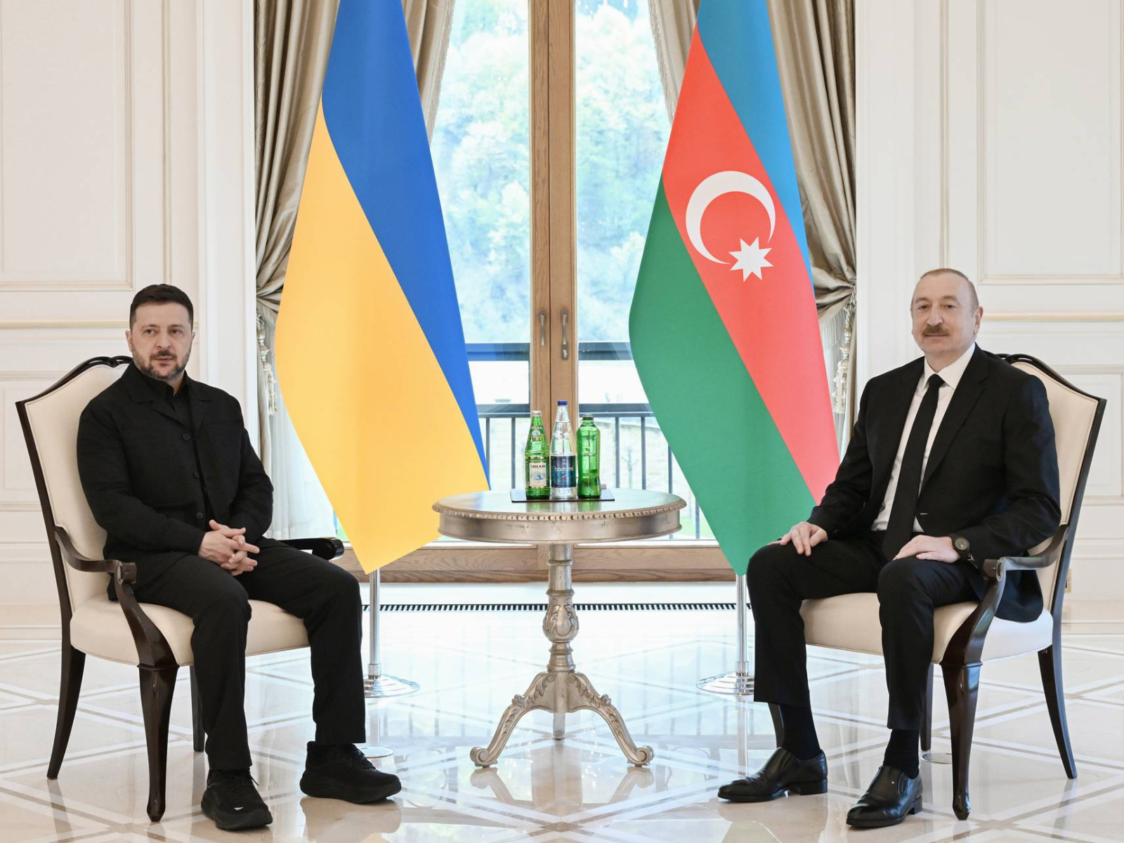  Zelenski Azərbaycanda işgüzar səfərdədir